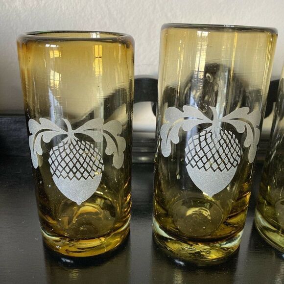Hand made Mexico Glasses W/ Acorn Frosted Design - Picture 3 of 8